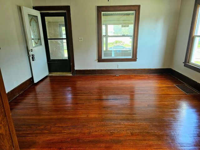 1701 28th Street, Rock Island, IL 61201