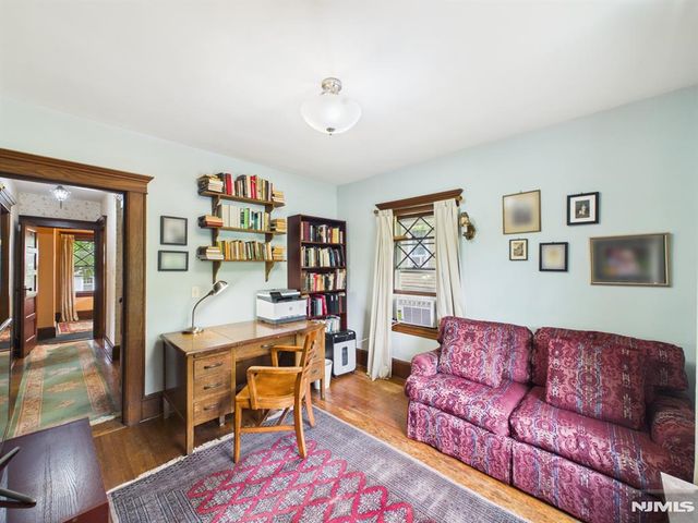 41 Randolph Place, Ridgewood, NJ 07450