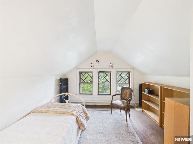 41 Randolph Place, Ridgewood, NJ 07450