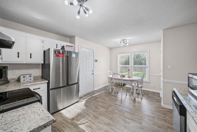 3311 Mallard Dr, Clarksville, TN 37042