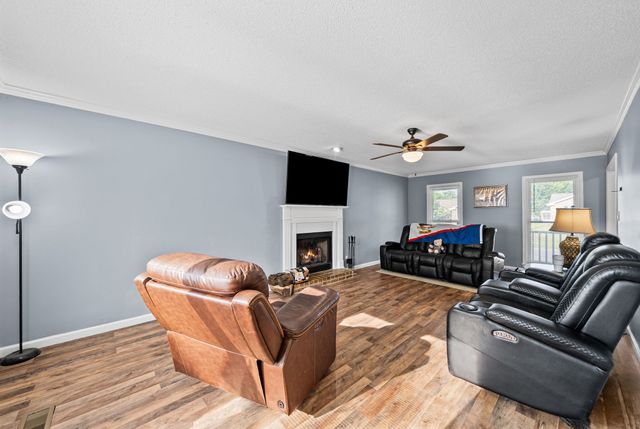 3311 Mallard Dr, Clarksville, TN 37042