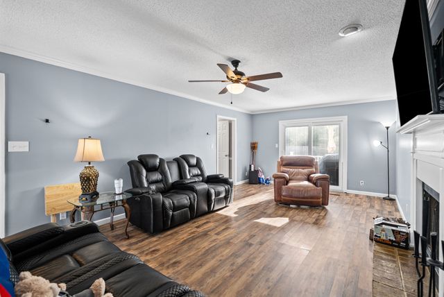 3311 Mallard Dr, Clarksville, TN 37042
