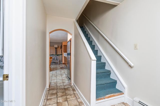 31 Corning Street, Colonie, NY 12205