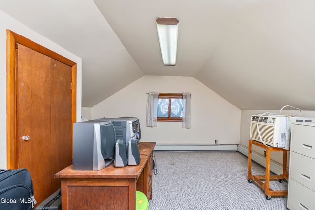 31 Corning Street, Colonie, NY 12205