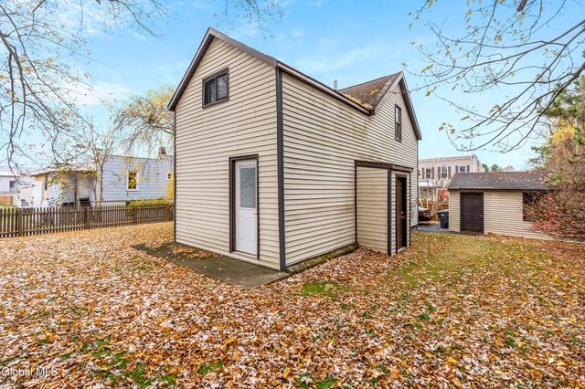 31 Corning Street, Colonie, NY 12205