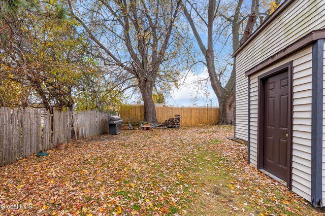 31 Corning Street, Colonie, NY 12205