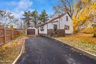 31 Corning Street, Colonie, NY 12205