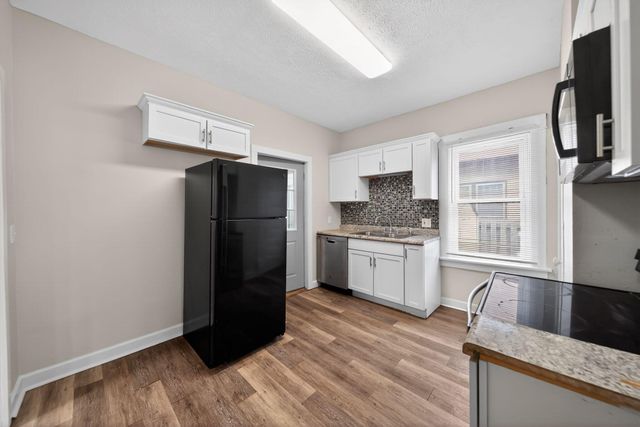 2410 AVENUE A, Council Bluffs, IA 51501