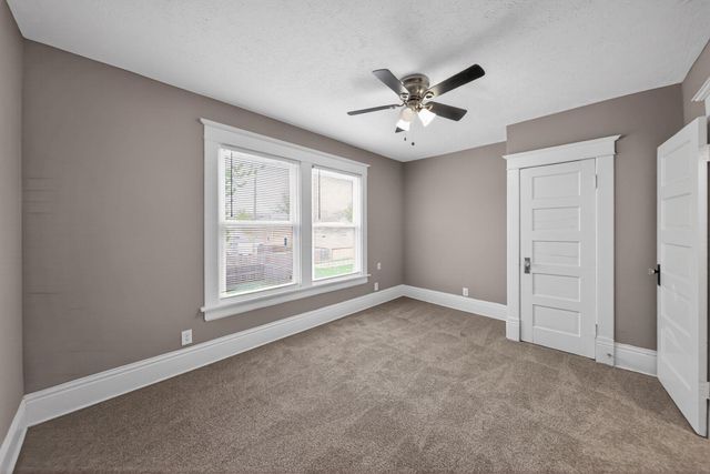 2410 AVENUE A, Council Bluffs, IA 51501