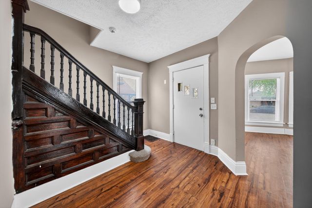 2410 AVENUE A, Council Bluffs, IA 51501