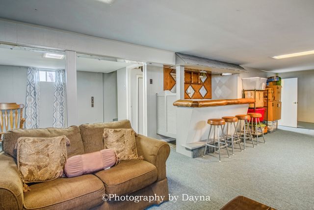 7621 E 3000s Road, St. Anne, IL 60964