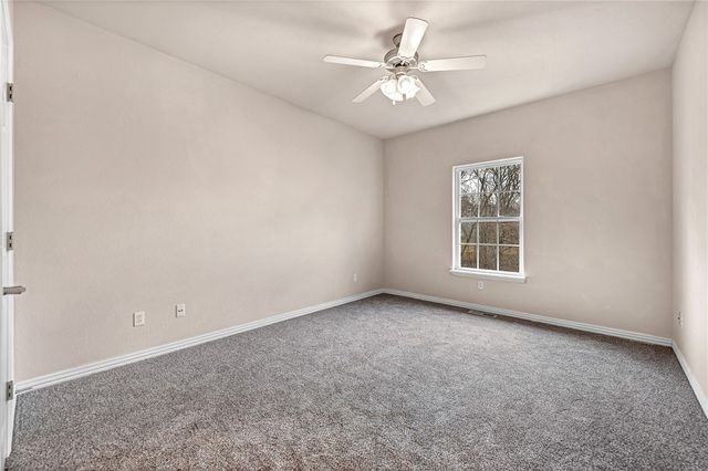 17 Cumbrian Drive, Bella Vista, AR 72714