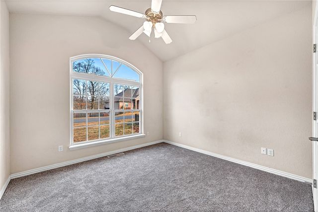 17 Cumbrian Drive, Bella Vista, AR 72714