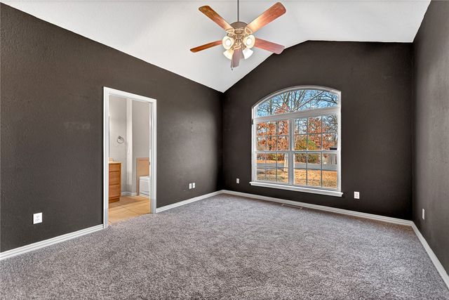 17 Cumbrian Drive, Bella Vista, AR 72714