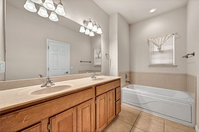 17 Cumbrian Drive, Bella Vista, AR 72714