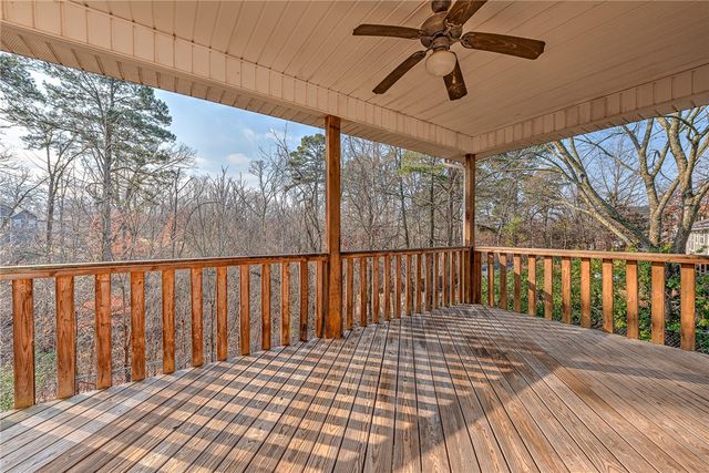 17 Cumbrian Drive, Bella Vista, AR 72714