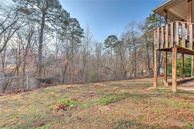 17 Cumbrian Drive, Bella Vista, AR 72714