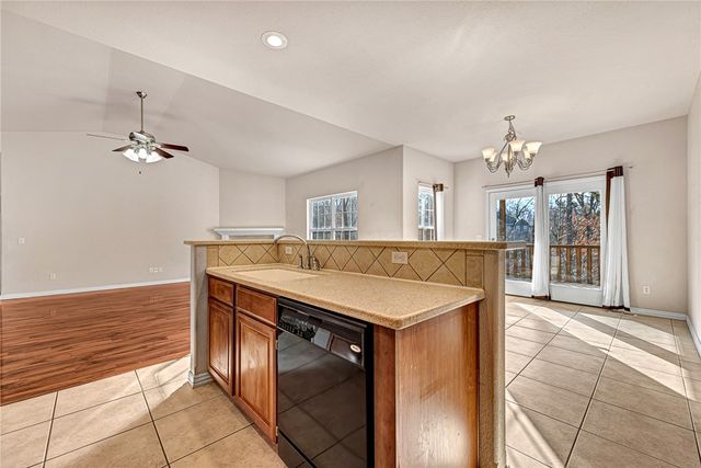 17 Cumbrian Drive, Bella Vista, AR 72714