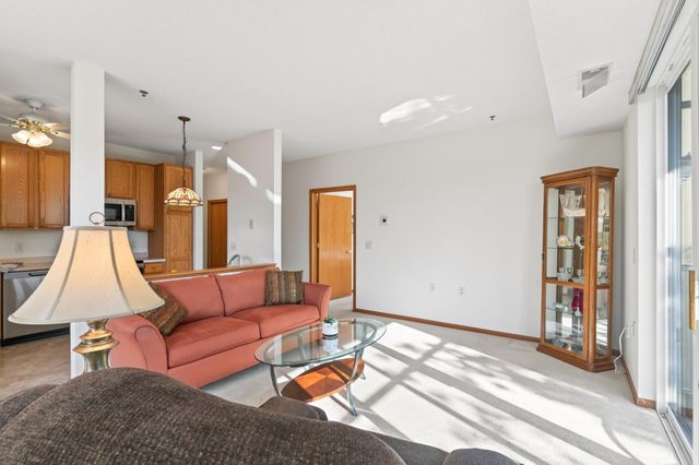 15001 Burnhaven Drive 216, Burnsville, MN 55306