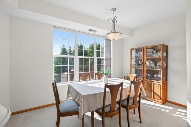 15001 Burnhaven Drive 216, Burnsville, MN 55306