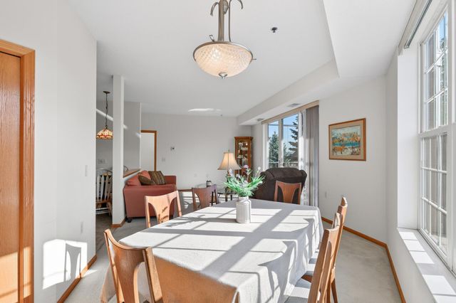 15001 Burnhaven Drive 216, Burnsville, MN 55306