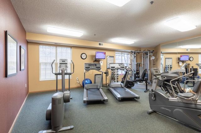 15001 Burnhaven Drive 216, Burnsville, MN 55306