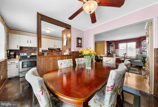 4 BRIGHTON CT, Westampton, NJ 08060