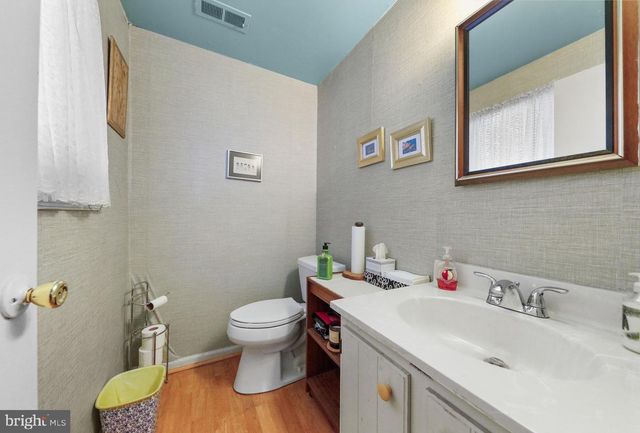 4 BRIGHTON CT, Westampton, NJ 08060