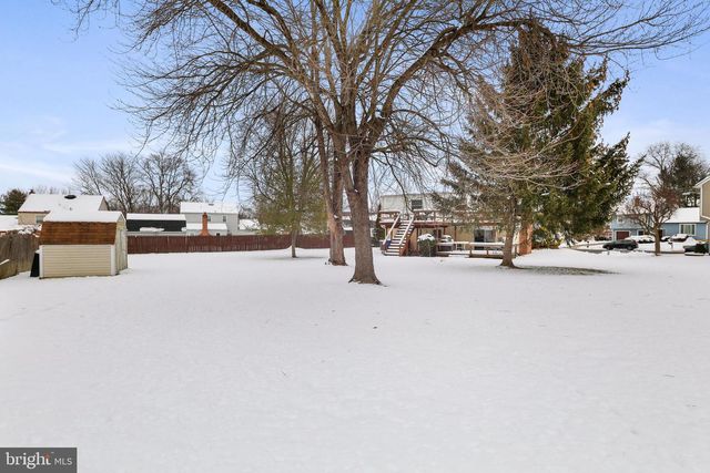 4 BRIGHTON CT, Westampton, NJ 08060