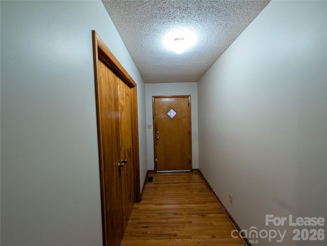 805 Edgewood Road, Bessemer City, NC 28016