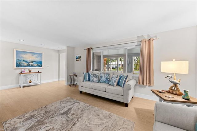 2151 Cape WAY, North Fort Myers, FL 33917