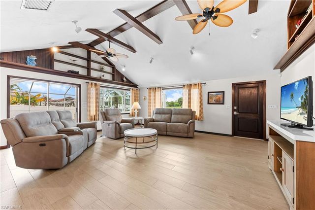 2151 Cape WAY, North Fort Myers, FL 33917