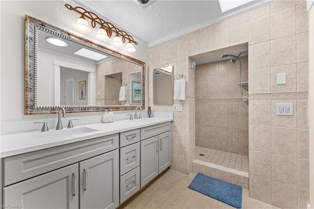 2151 Cape WAY, North Fort Myers, FL 33917