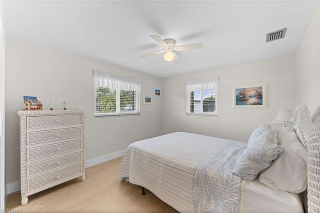 2151 Cape WAY, North Fort Myers, FL 33917