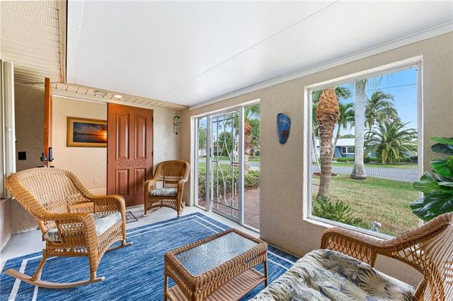 2151 Cape WAY, North Fort Myers, FL 33917