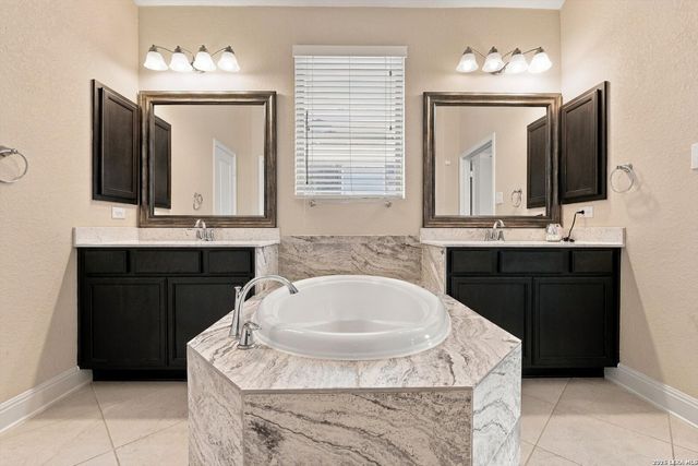 2904 MISTYWOOD LN, Schertz, TX 78108
