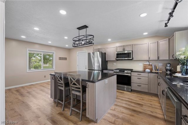 3845 Clark Street SW, Massillon, OH 44646