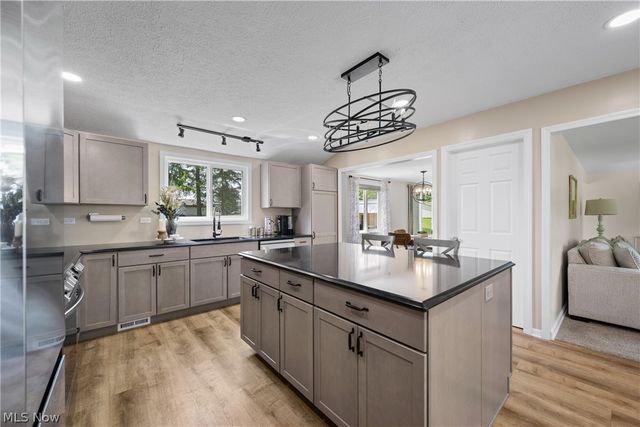 3845 Clark Street SW, Massillon, OH 44646