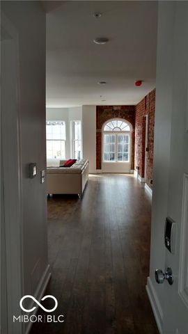 829 N Pennsylvania Street 2B, Indianapolis, IN 46204