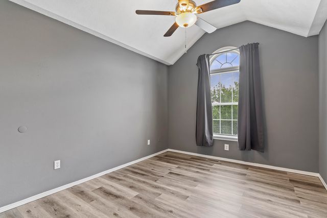968 S Redwood Street, Nixa, MO 65714