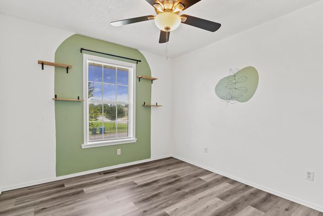 968 S Redwood Street, Nixa, MO 65714