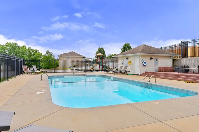 968 S Redwood Street, Nixa, MO 65714
