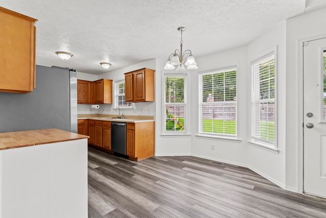 968 S Redwood Street, Nixa, MO 65714
