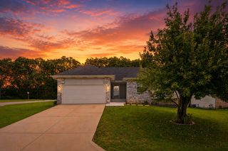 968 S Redwood Street, Nixa, MO 65714
