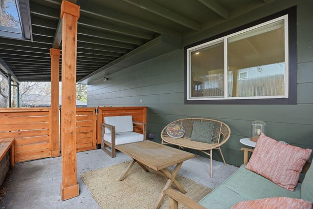 365 SE 5th Street, Bend, OR 97702