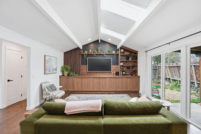 365 SE 5th Street, Bend, OR 97702