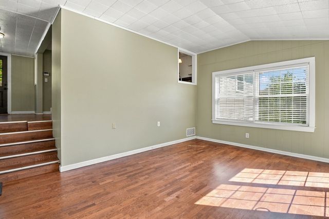 6 Danielian Drive, West Boylston, MA 01583