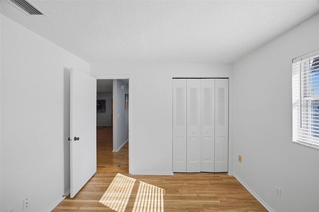 2217 LAUREN DRIVE, Largo, FL 33774