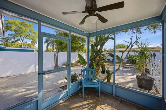 2217 LAUREN DRIVE, Largo, FL 33774