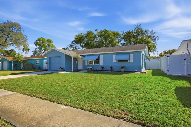 2217 LAUREN DRIVE, Largo, FL 33774